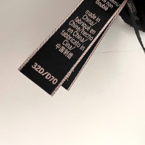 Victoria secret front closer bra - Picture 4 of 4